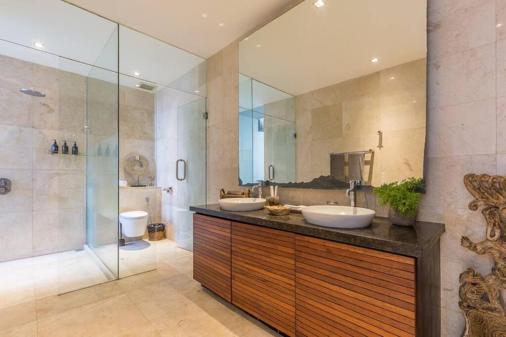 Villa Eshara 23 An Amazing 5 Bedroom Pool Walking Distance To